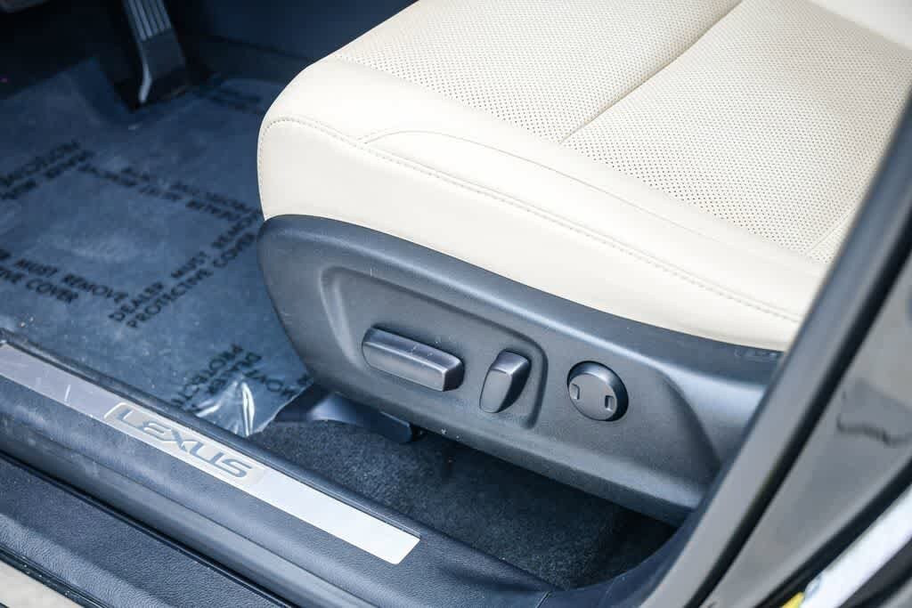 Thumbnail: 2021 Lexus RX - 25