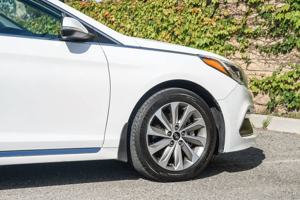 Thumbnail: 2017 Hyundai Sonata - 11
