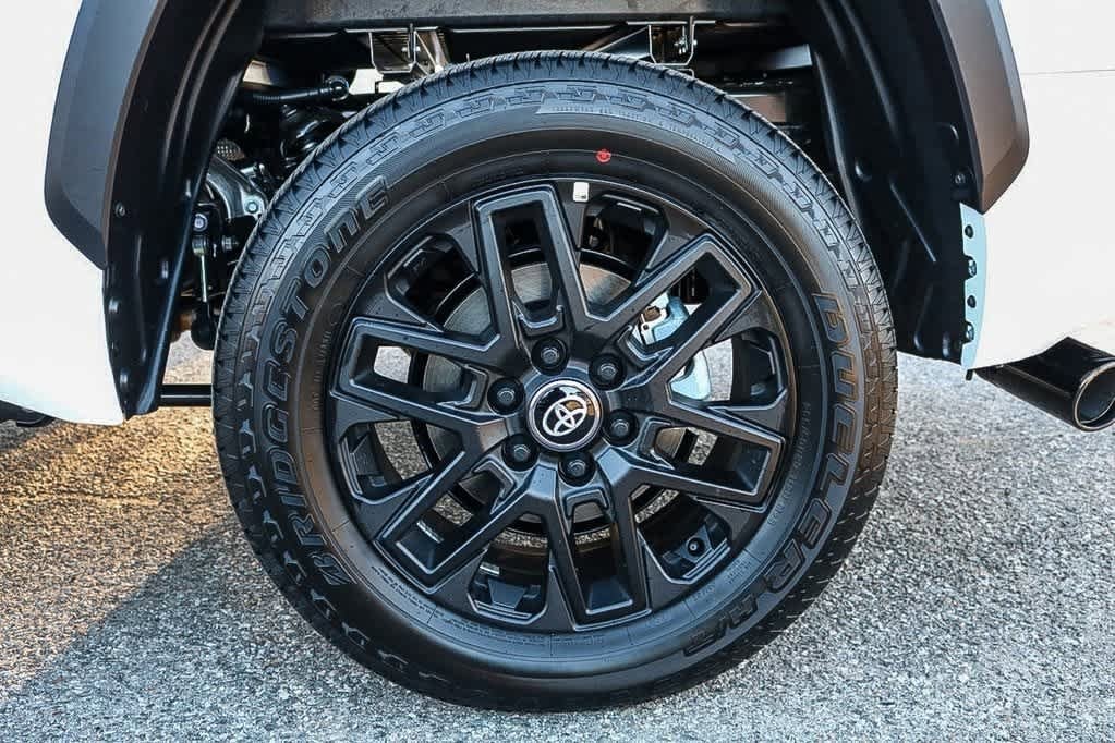 Thumbnail: 2026 Toyota Tundra - 10