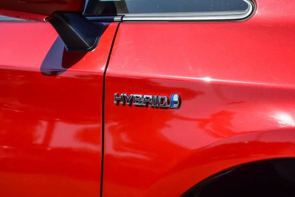 Thumbnail: 2013 Toyota Prius - 12