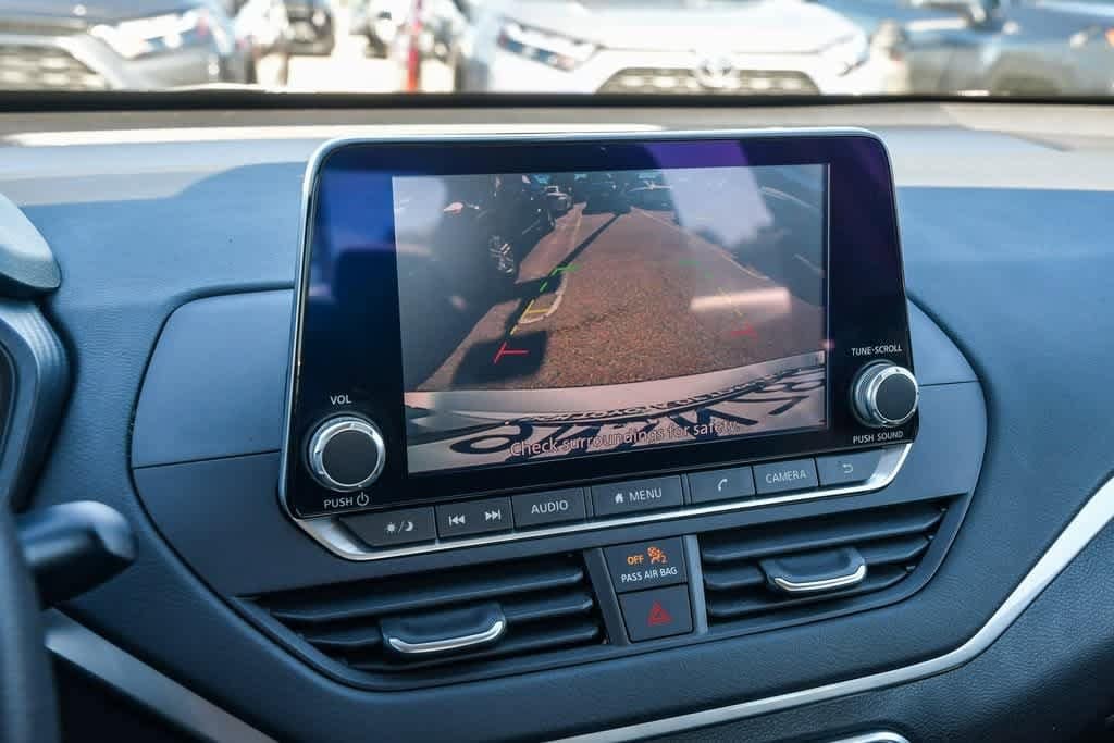 Thumbnail: 2021 Nissan Altima - 24