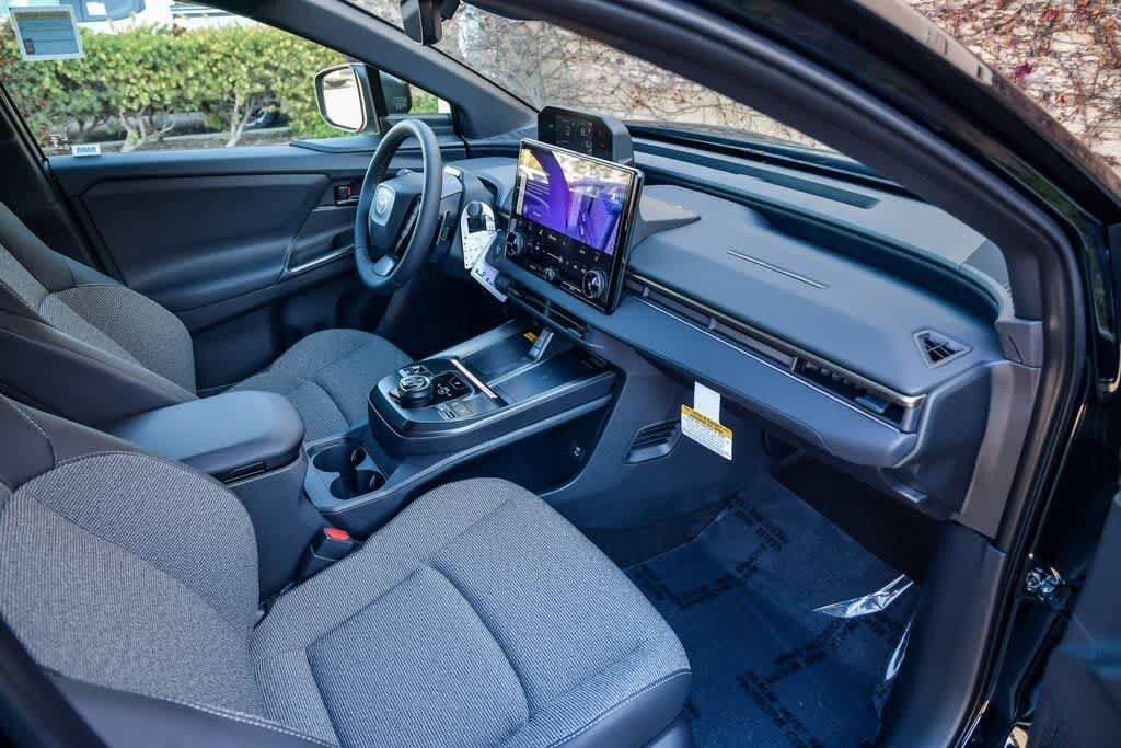 2026 Toyota bZ XLE - Photo 15