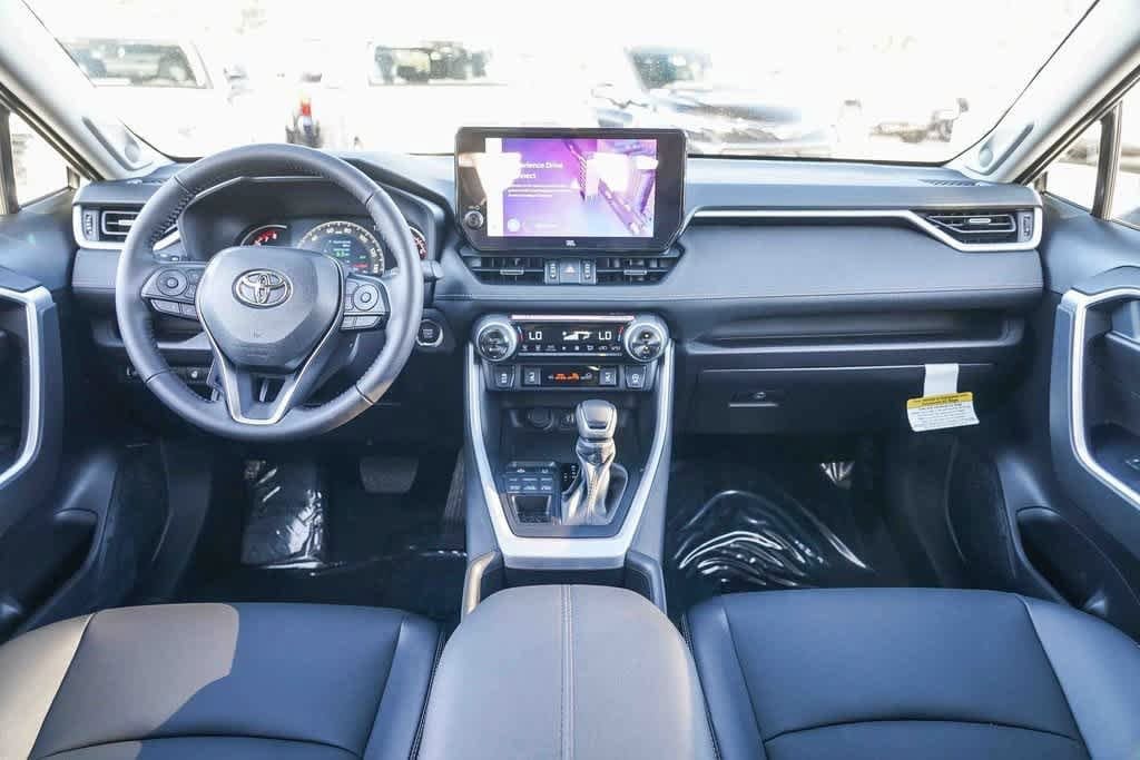 Thumbnail: 2025 Toyota RAV4 - 12