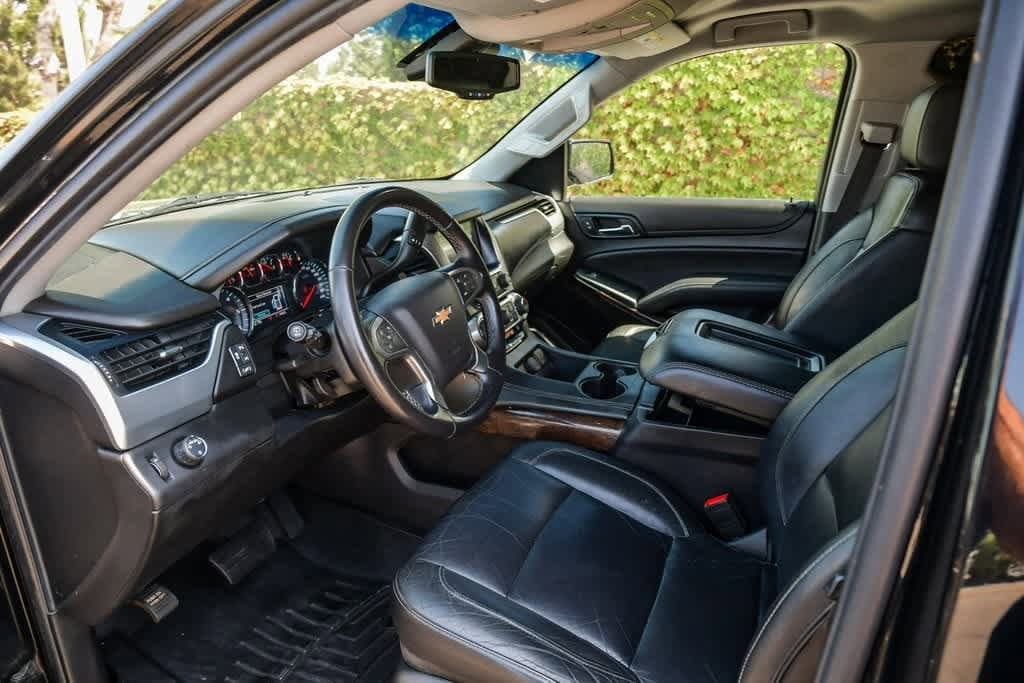 Thumbnail: 2019 Chevrolet Tahoe - 17