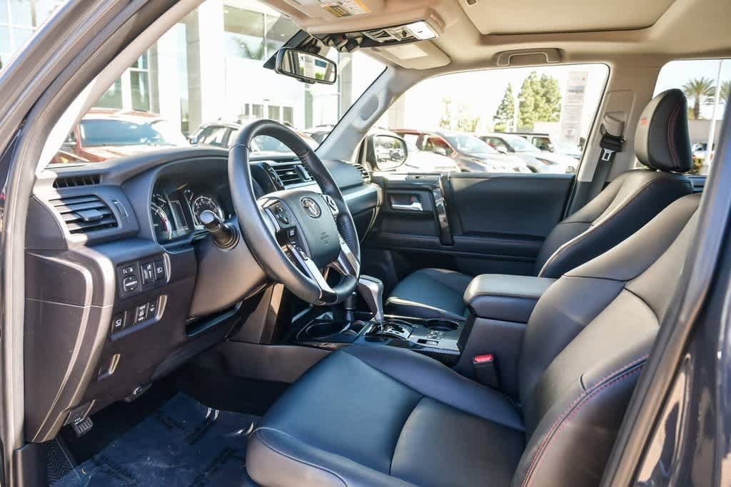 Thumbnail: 2024 Toyota 4Runner - 17