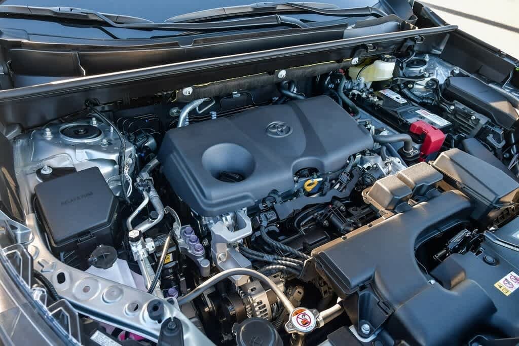 Thumbnail: 2025 Toyota RAV4 - 28