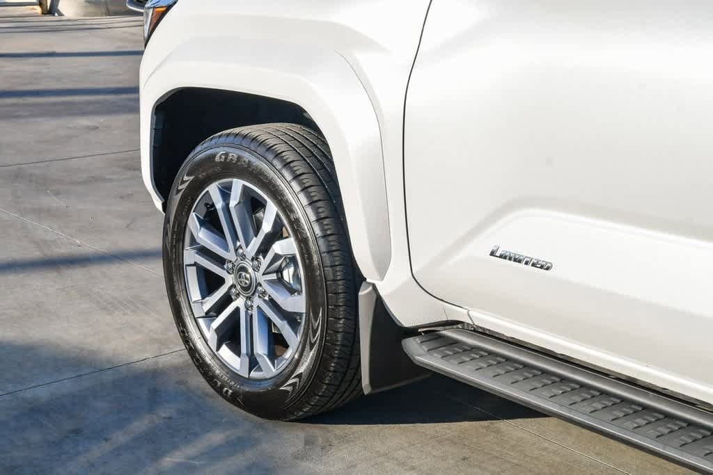 Thumbnail: 2025 Toyota 4Runner - 10