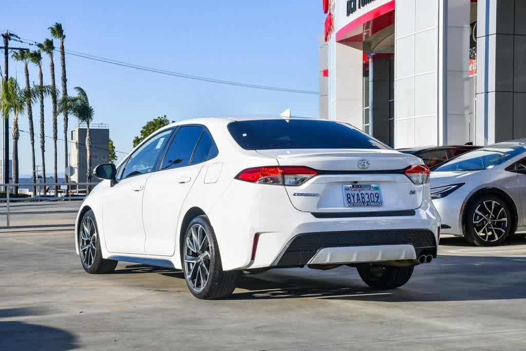Thumbnail: 2022 Toyota Corolla - 9