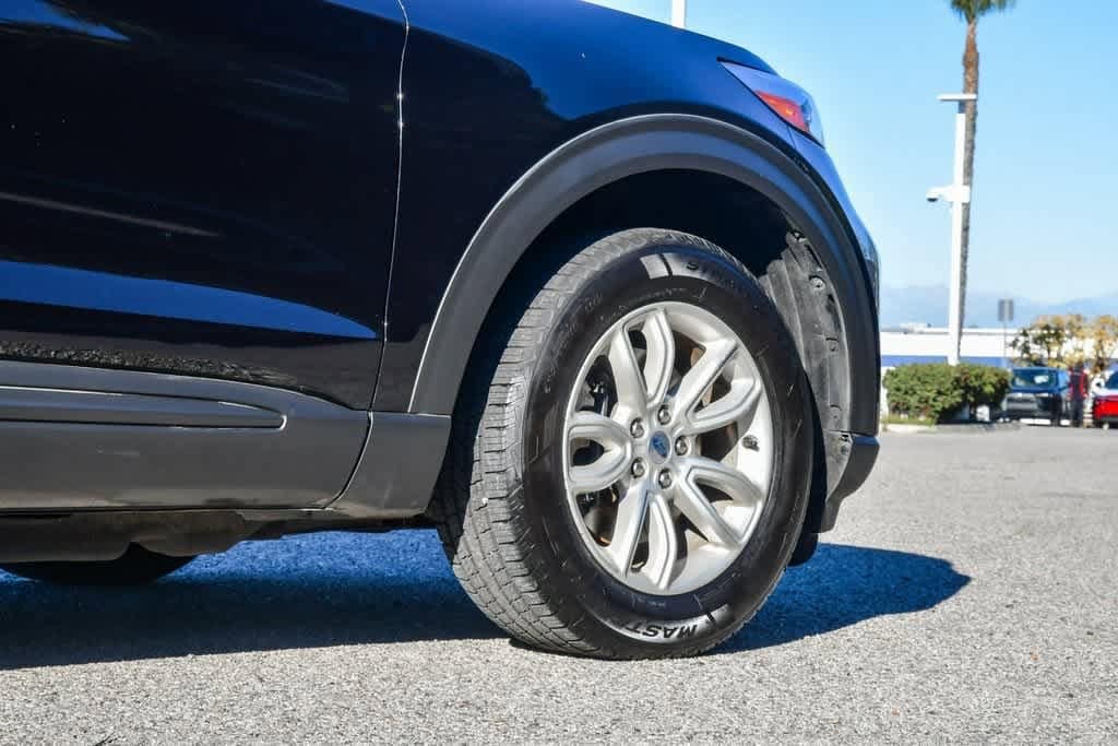 Thumbnail: 2021 Ford Explorer - 11