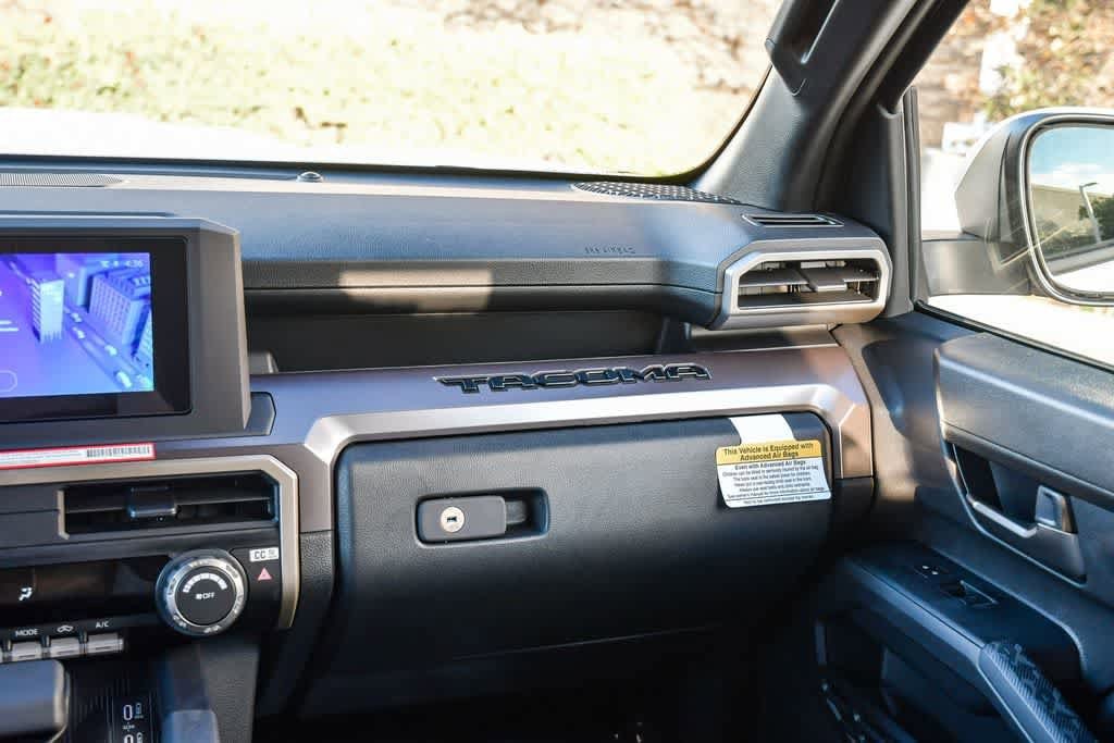2026 Toyota Tacoma TRD Sport - Photo 15
