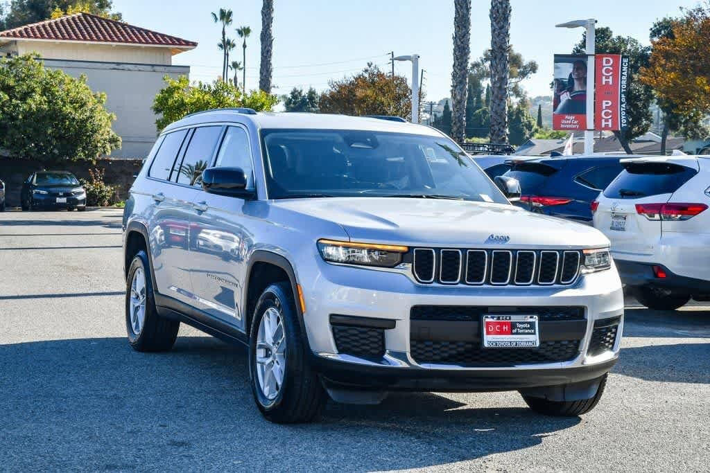 Thumbnail: 2023 Jeep Grand Cherokee L - 3