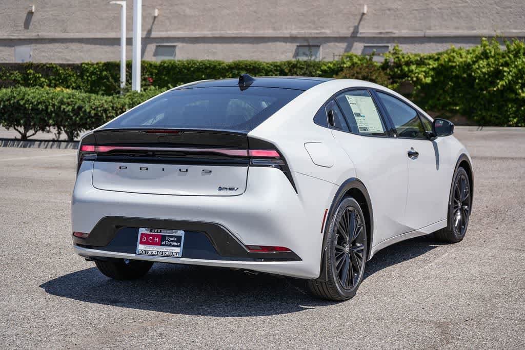 Thumbnail: 2026 Toyota Prius - 6