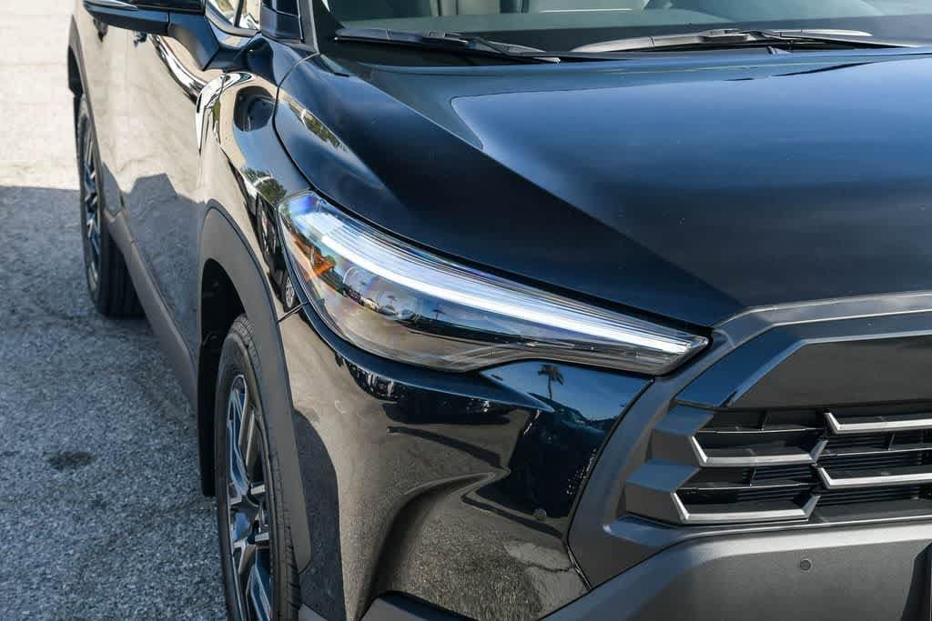 Thumbnail: 2026 Toyota Corolla Cross - 4