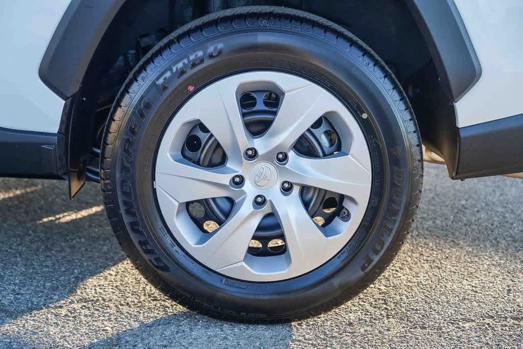 Thumbnail: 2025 Toyota RAV4 - 11