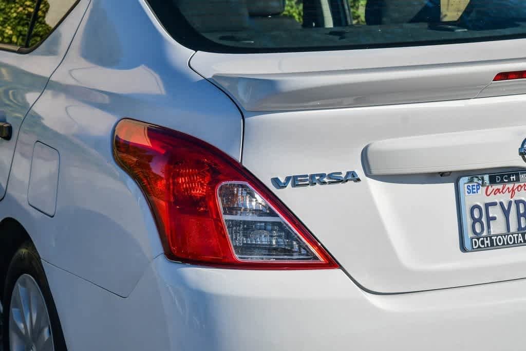 Thumbnail: 2019 Nissan Versa - 10