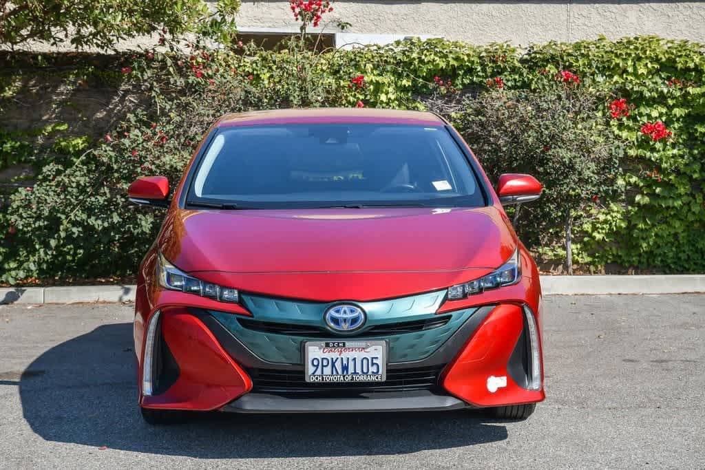 Thumbnail: 2017 Toyota Prius Prime - 3