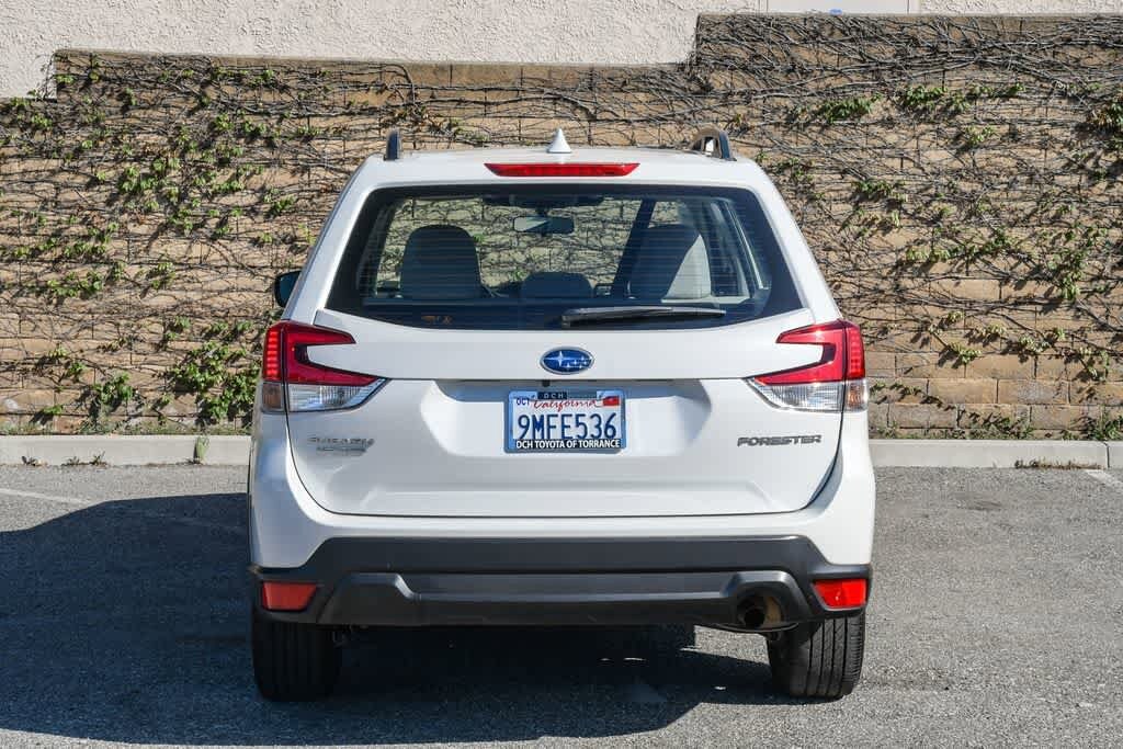 2023 Subaru Forester Base photo 3