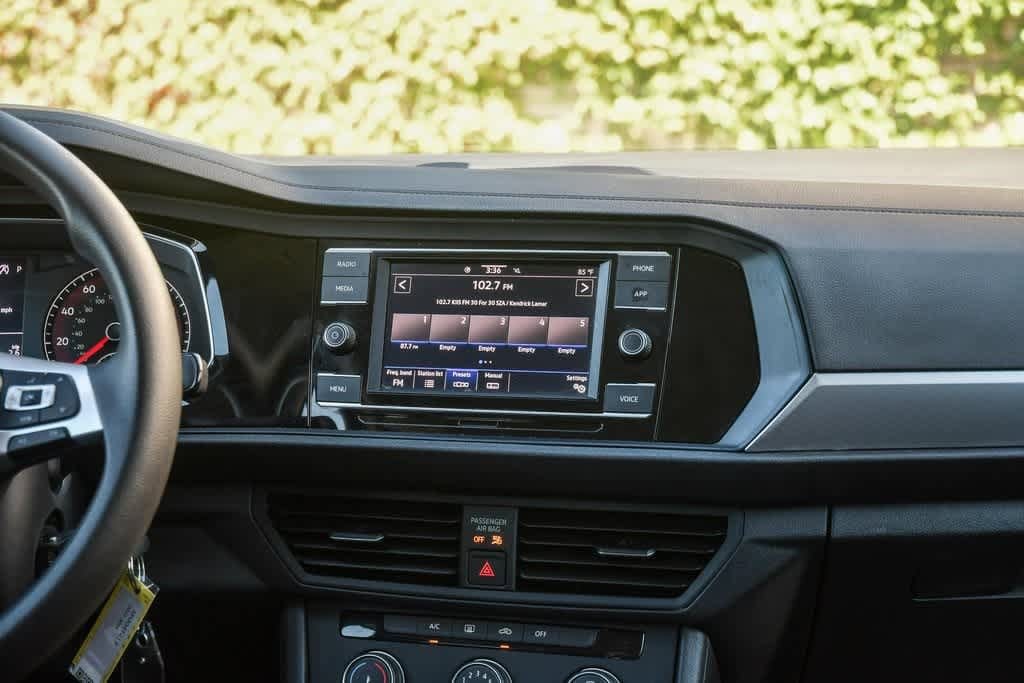 Thumbnail: 2021 Volkswagen Jetta - 13