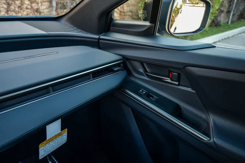 2026 Toyota bZ XLE - Photo 22