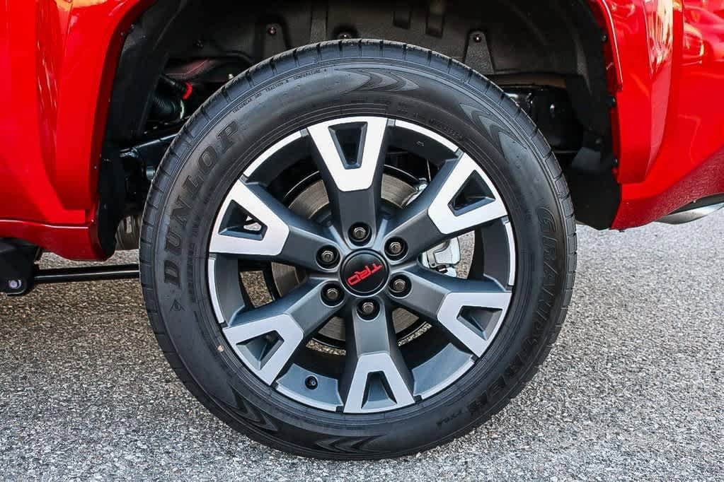 Thumbnail: 2025 Toyota 4Runner - 10