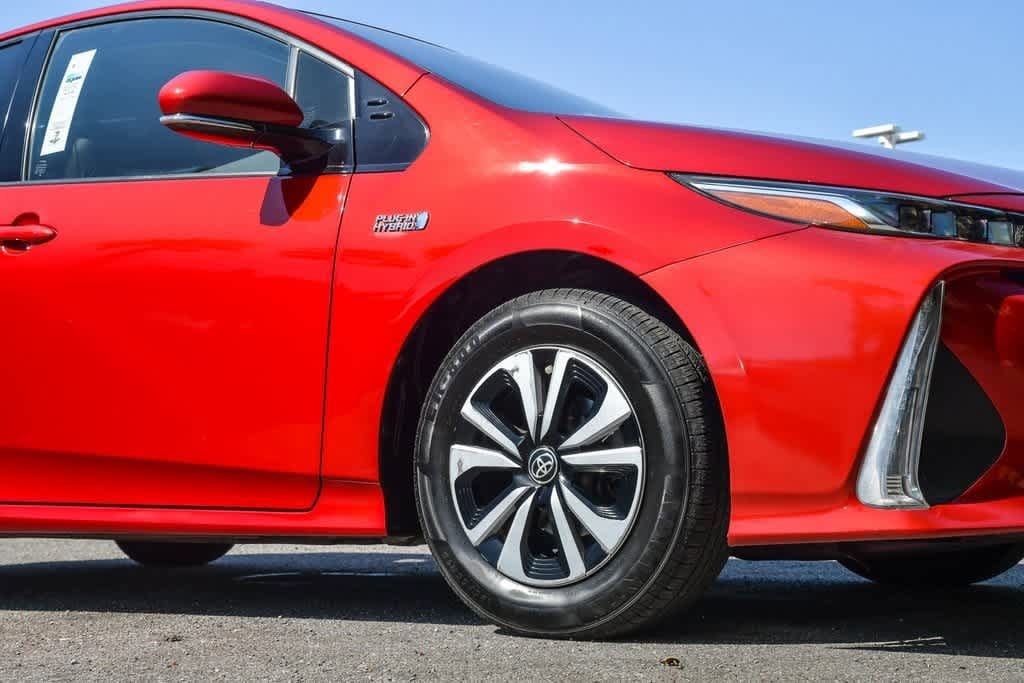 Thumbnail: 2017 Toyota Prius Prime - 11