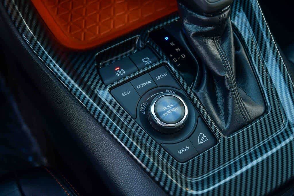 Thumbnail: 2019 Toyota RAV4 - 22