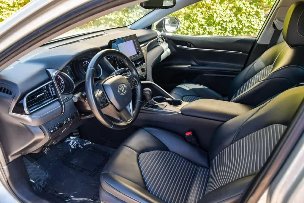 Thumbnail: 2021 Toyota Camry - 17