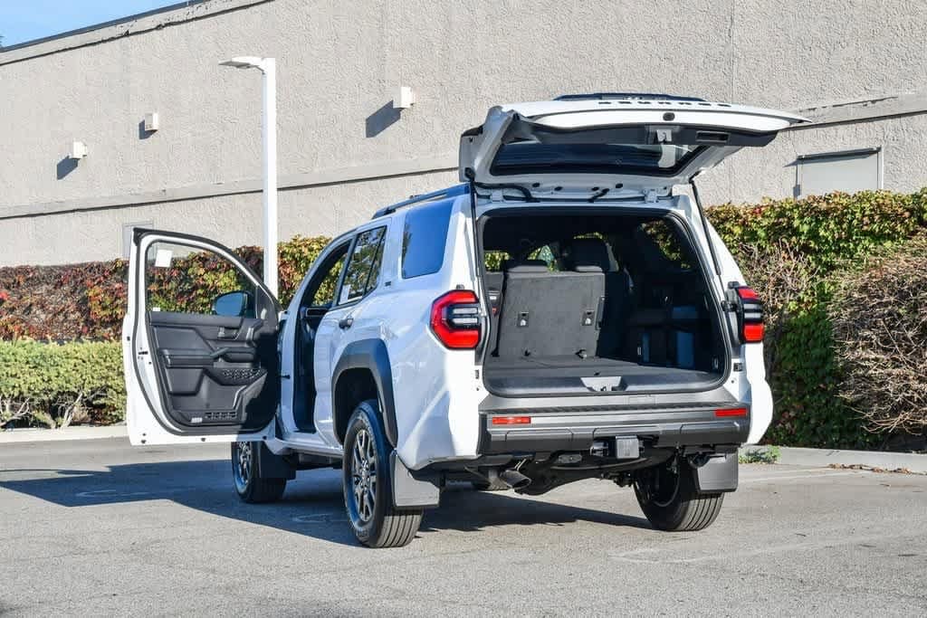 Thumbnail: 2025 Toyota 4Runner - 27