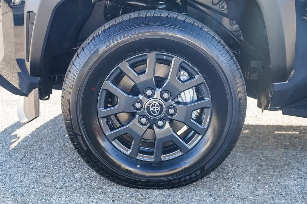 Thumbnail: 2025 Toyota 4Runner - 10