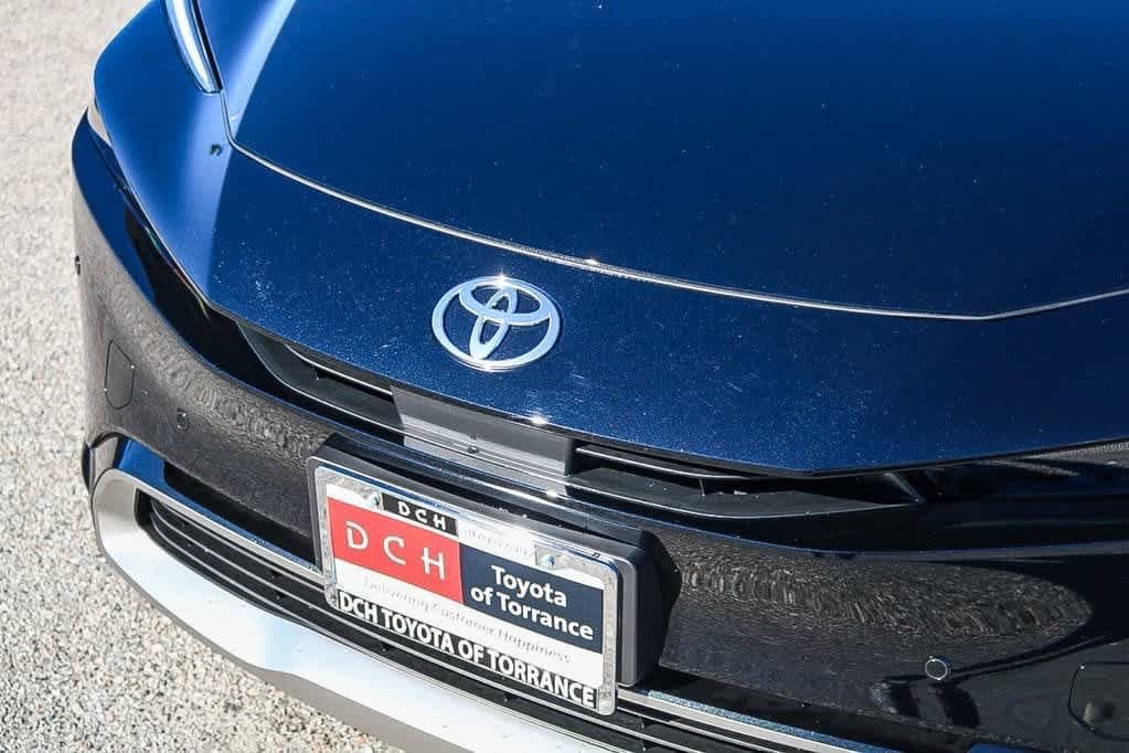 Thumbnail: 2026 Toyota Prius - 5