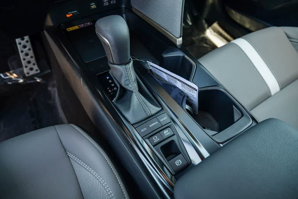 Thumbnail: 2026 Toyota Camry - 19