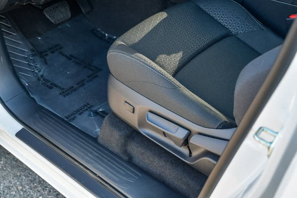 Thumbnail: 2025 Toyota 4Runner - 20