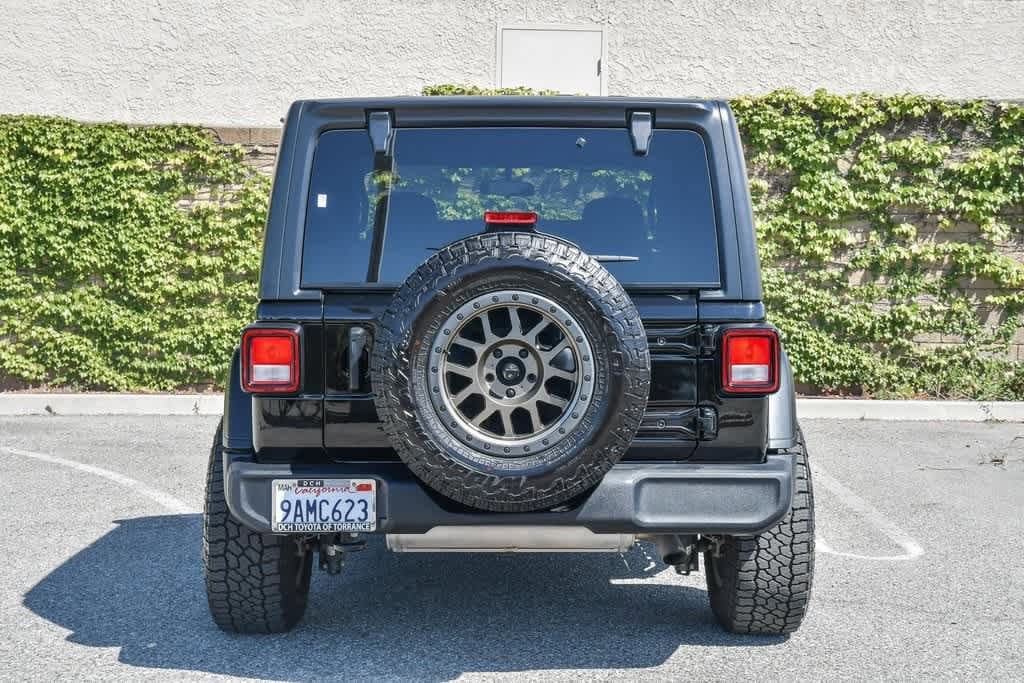 Thumbnail: 2022 Jeep Wrangler - 8