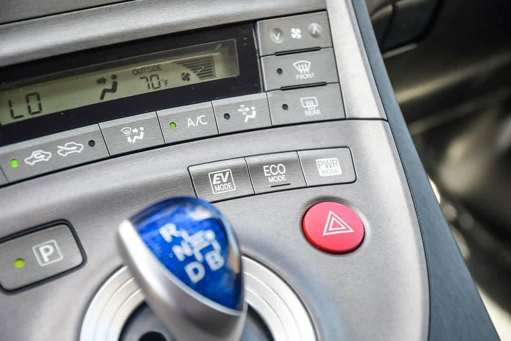 Thumbnail: 2014 Toyota Prius - 20