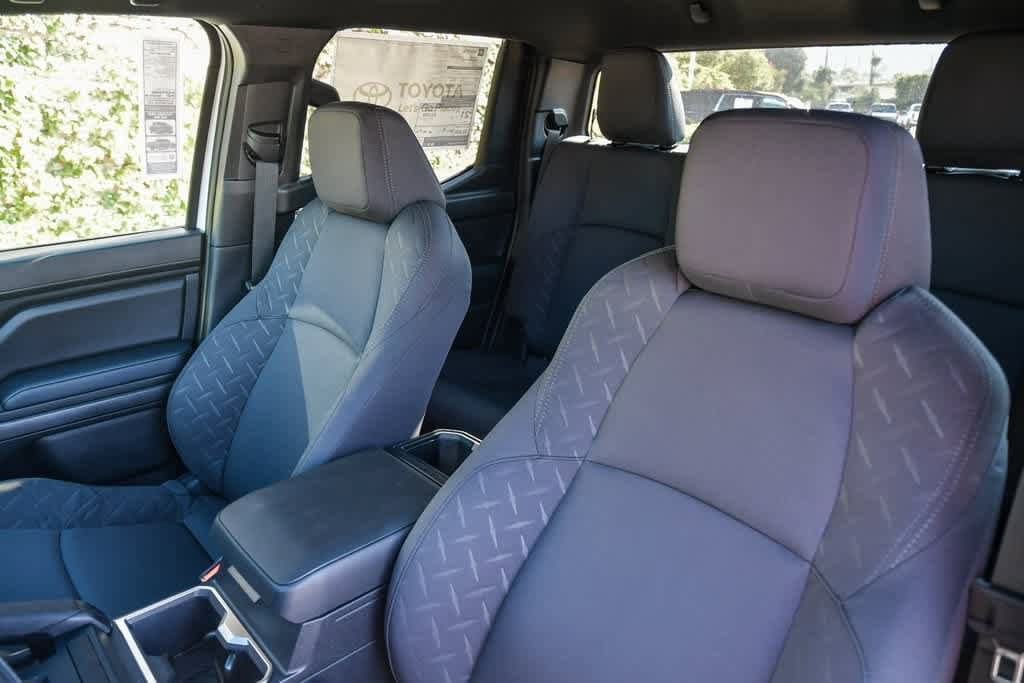 Thumbnail: 2025 Toyota Tacoma - 18