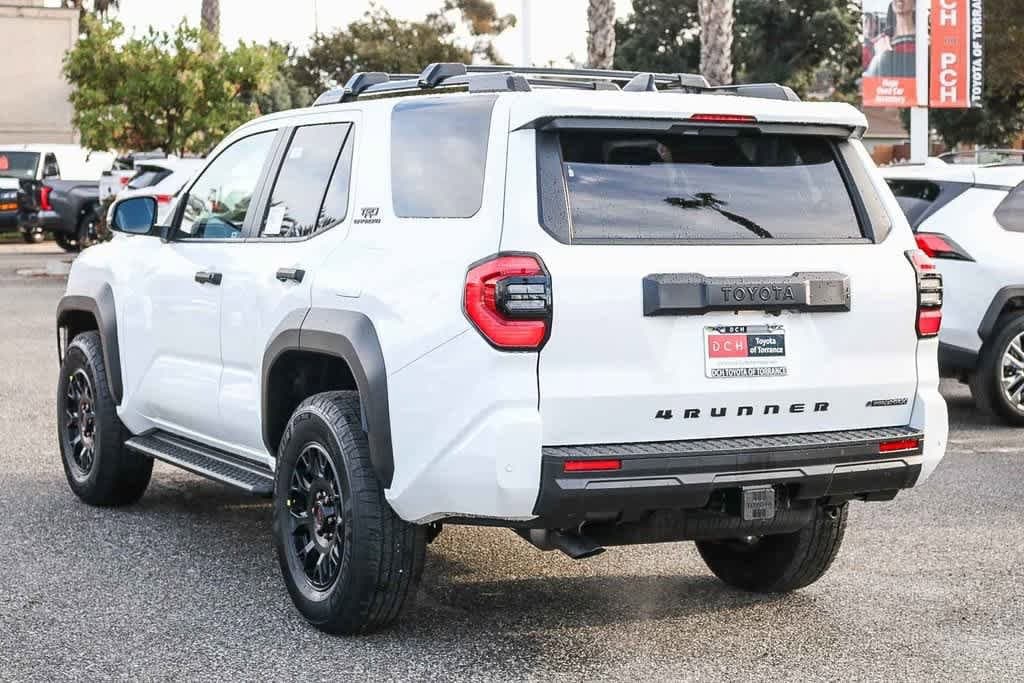 Thumbnail: 2025 Toyota 4Runner - 8