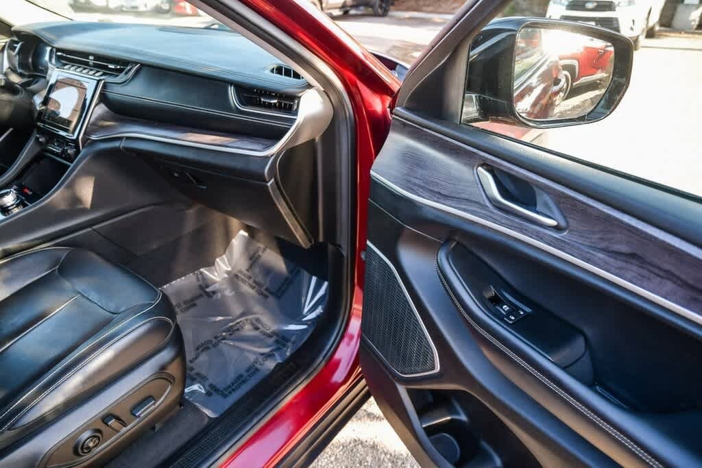 Thumbnail: 2022 Jeep Grand Cherokee L - 17