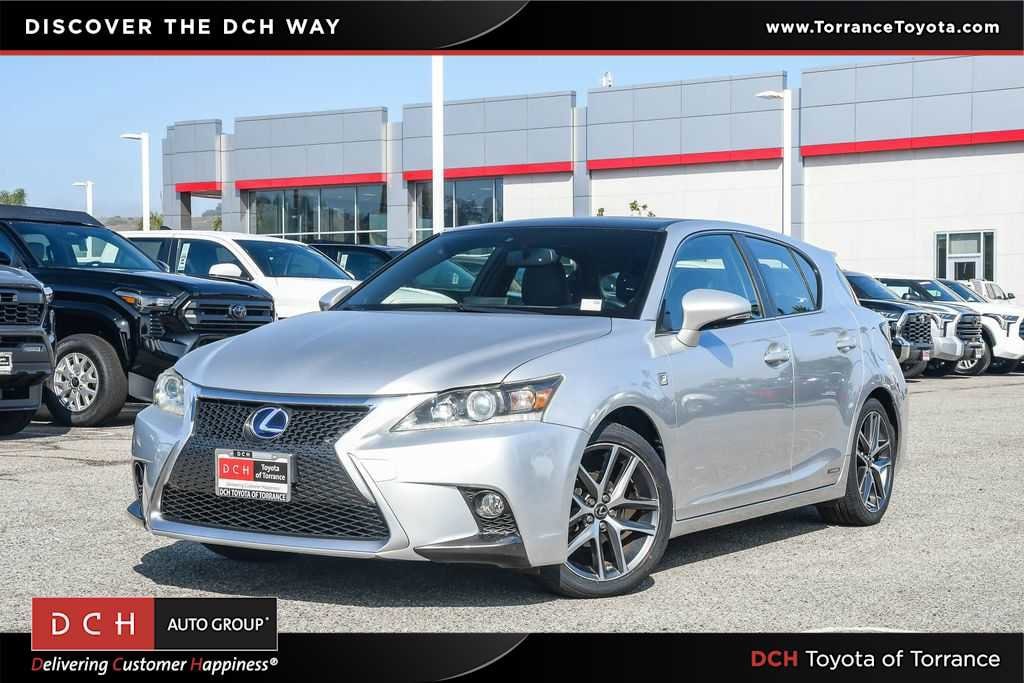 2014 Lexus CT 200h 200h's photo