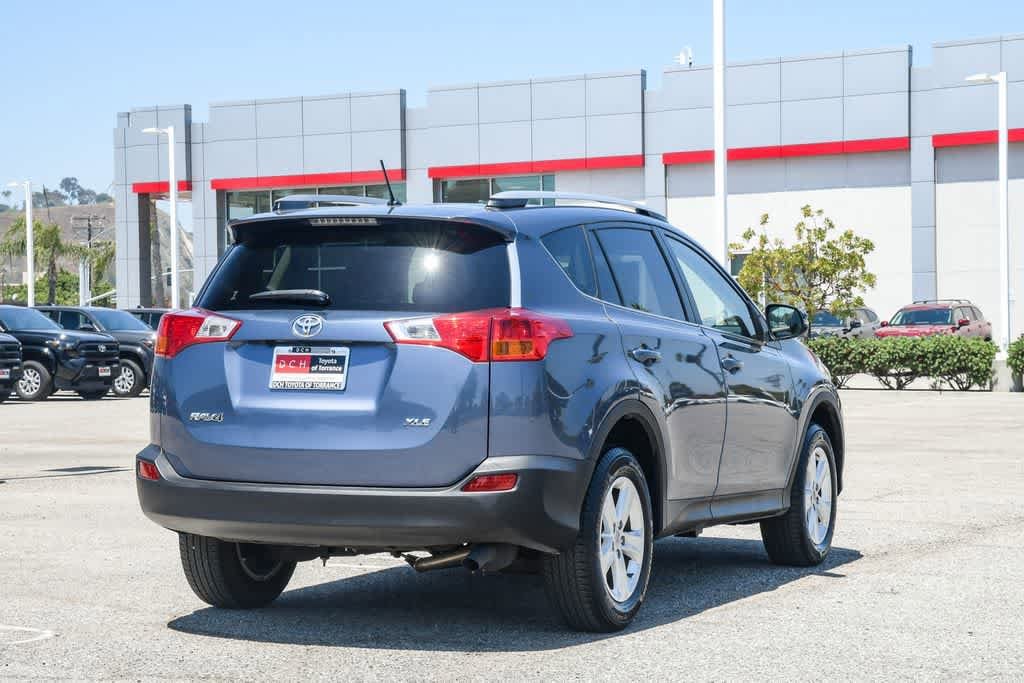 Thumbnail: 2013 Toyota RAV4 - 7