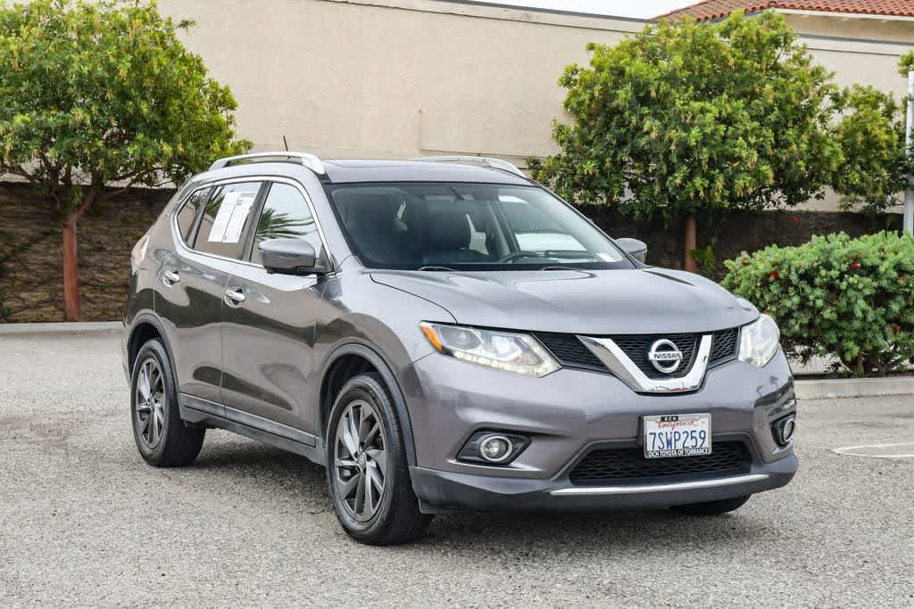 2016 Nissan Rogue SL photo 2