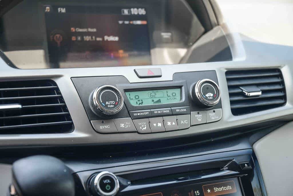 Thumbnail: 2017 Honda Odyssey - 21