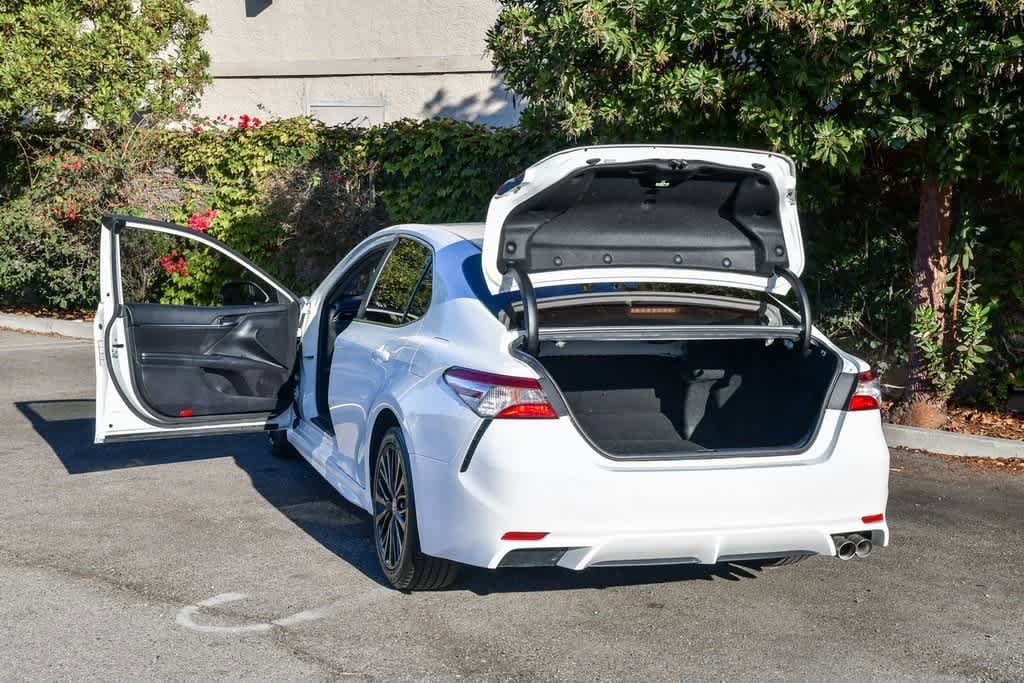 Thumbnail: 2020 Toyota Camry - 27