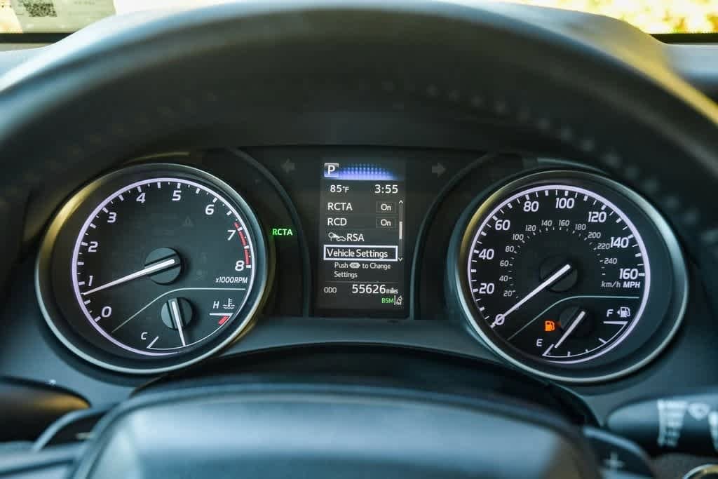 Thumbnail: 2021 Toyota Camry - 23