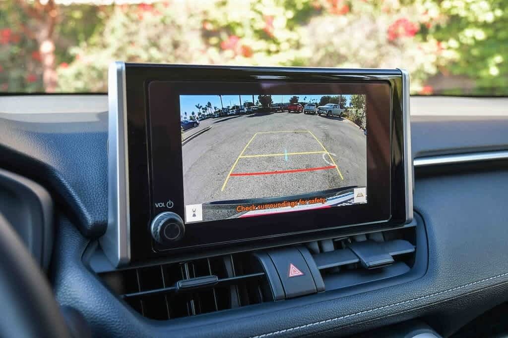 Thumbnail: 2025 Toyota RAV4 - 24