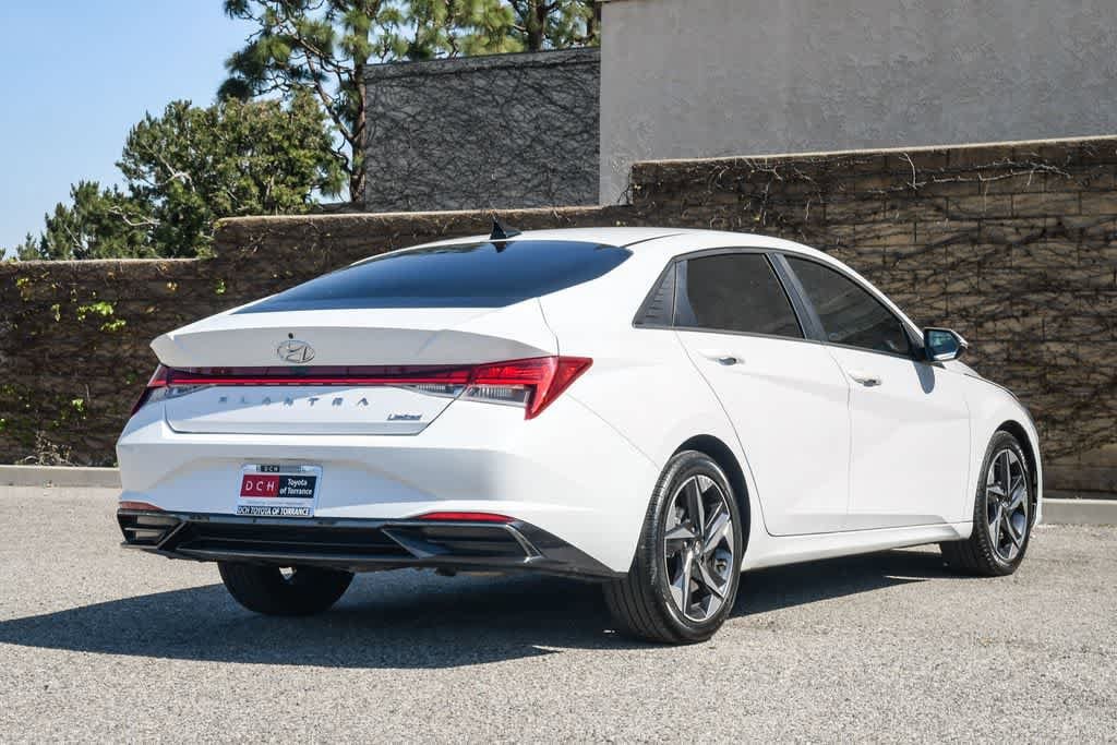2021 Hyundai Elantra Limited photo 6