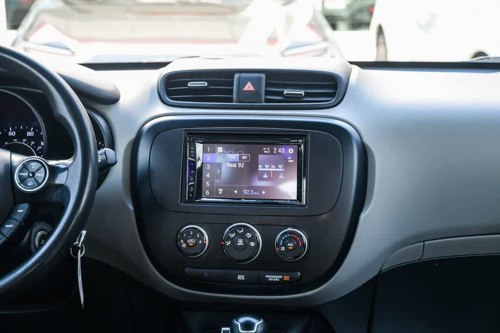 Thumbnail: 2016 Kia Soul - 13