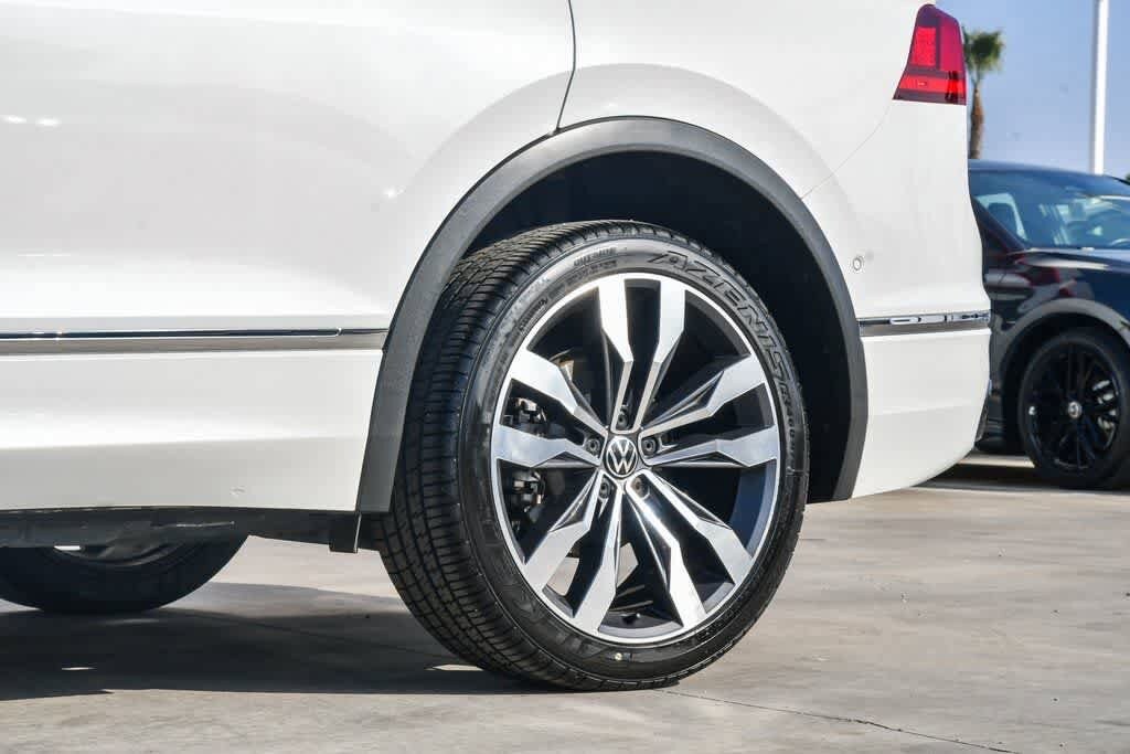 Thumbnail: 2022 Volkswagen Tiguan - 11