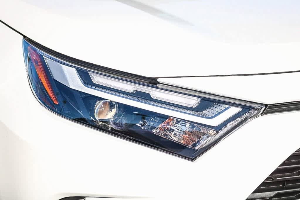 Thumbnail: 2025 Toyota RAV4 - 4