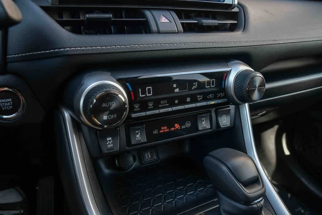 Thumbnail: 2024 Toyota RAV4 - 26