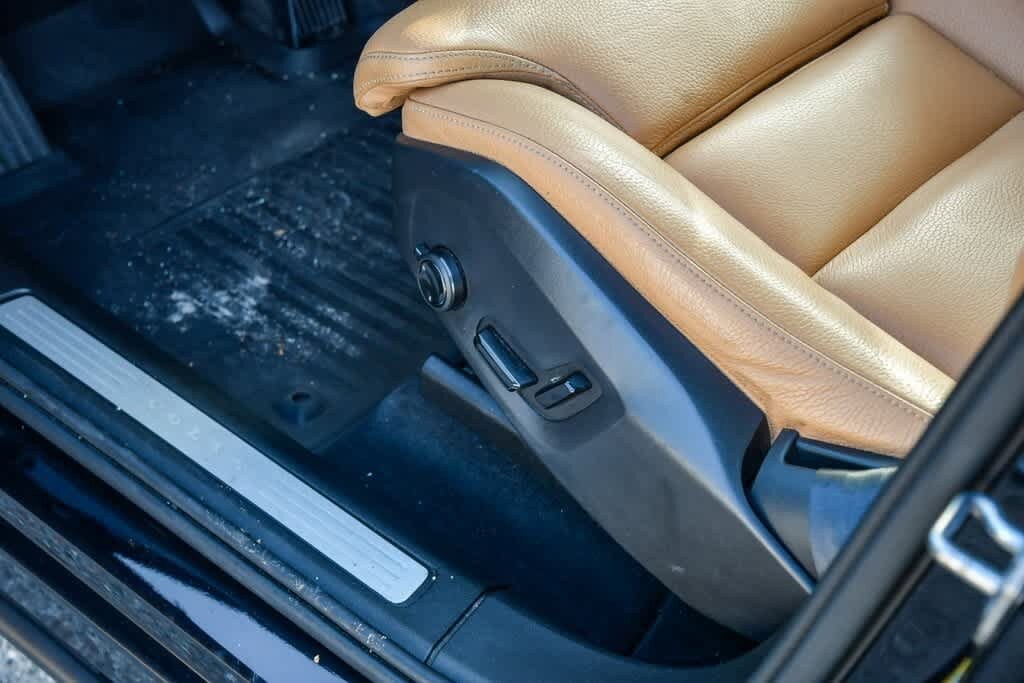 Thumbnail: 2019 Volvo XC60 - 21